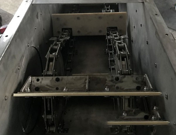 刮板材質(zhì)和撥鏈器是刮板輸送機的易損件嗎！