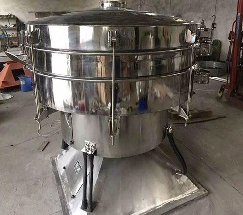 摩擦有靜電的塑料顆粒粉末選用什么篩分機(jī)效果好，多少錢？