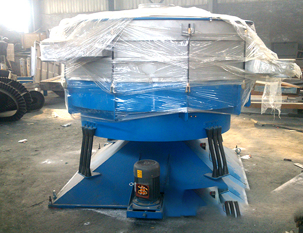 一個小時3噸左右圓盤搖擺篩篩120目石英砂效果很好！