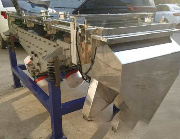 1米振動篩圓篩跟方篩對比處理能力能差多少！