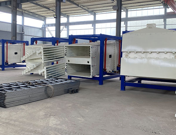 針對(duì)客戶(hù)對(duì)石英板材砂要求推薦客戶(hù)使用方形搖擺篩