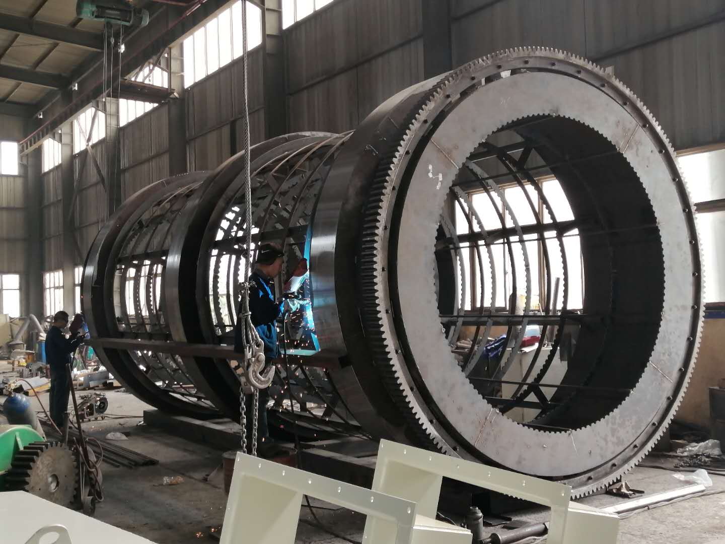 鵝卵石、木屑、垃圾使用滾筒篩分篩石較多