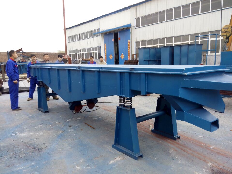 鈣粉、滑石粉長(zhǎng)方形直線振動(dòng)篩效果好