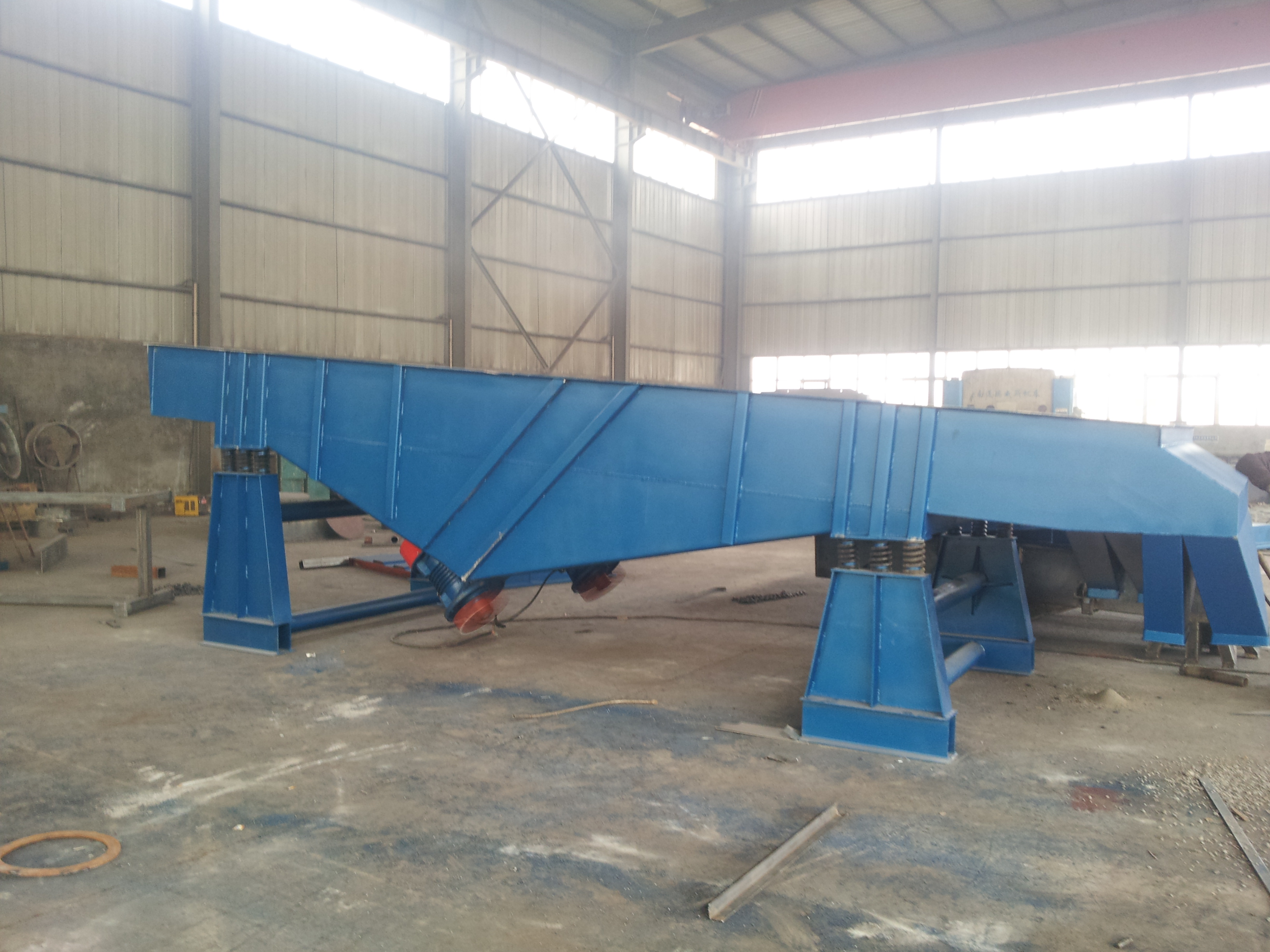 鈣粉、滑石粉長(zhǎng)方形直線振動(dòng)篩效果好