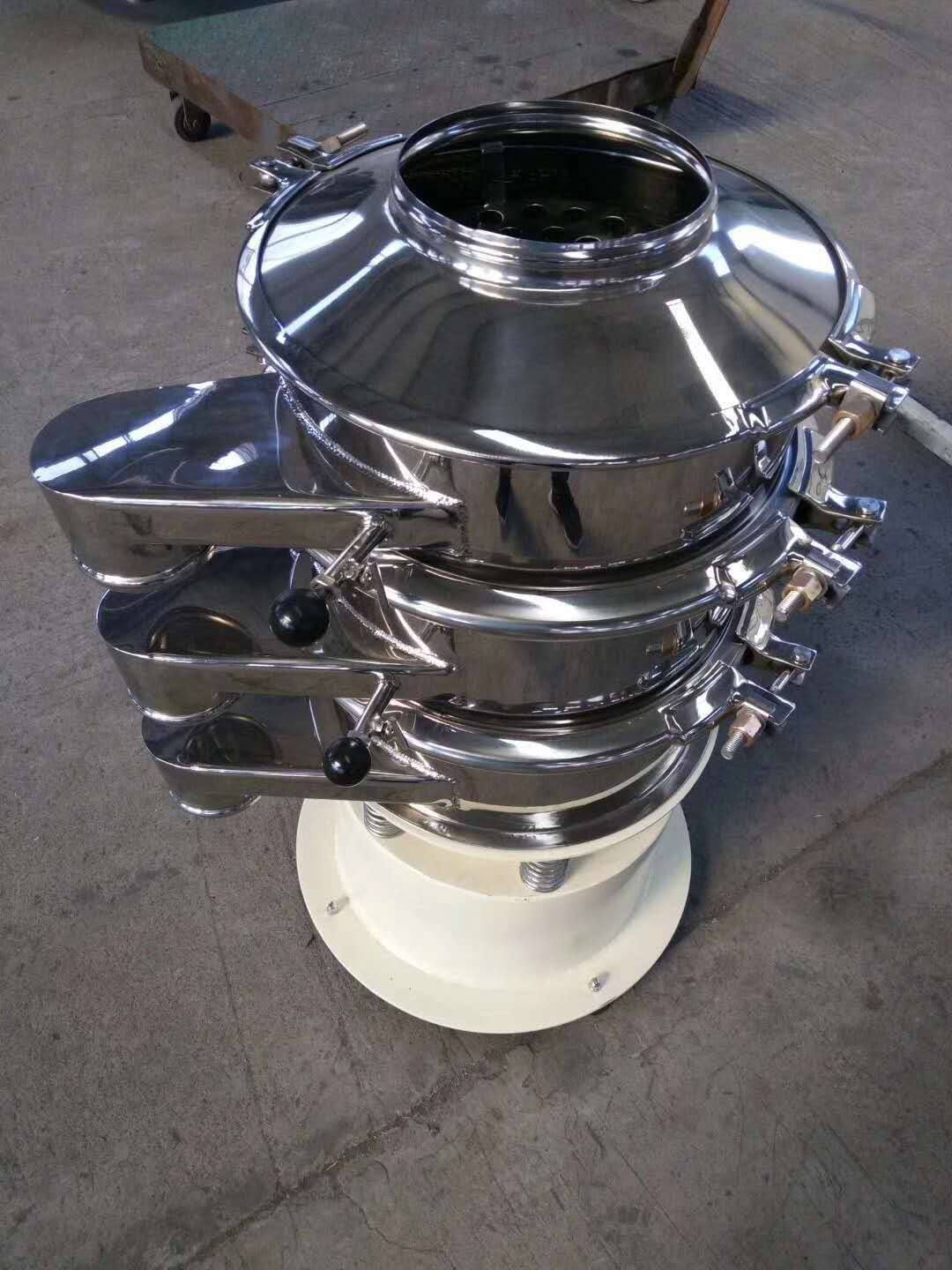 活性炭細(xì)粉篩分機(jī)選擇超聲波振動篩效果好